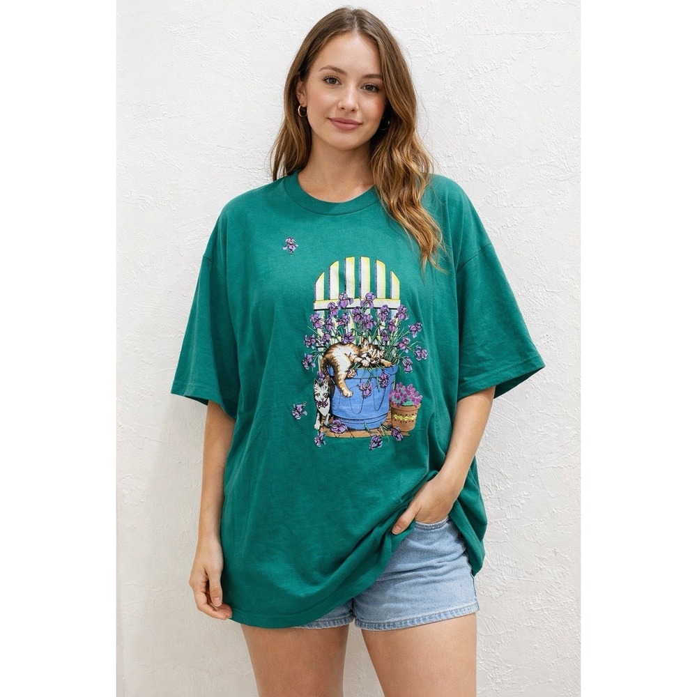 Vintage 90s Cat Flower‎ Garden Graphic T-Shirt Gopher Sport USA Made